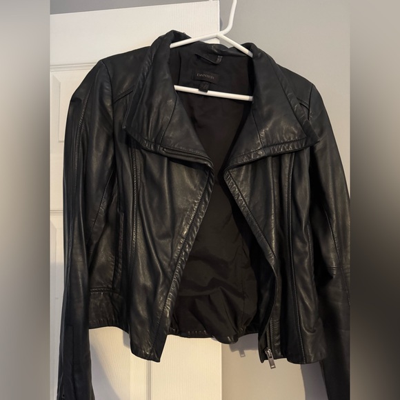 Danier Classic Black Leather Jacket - Picture 2 of 4